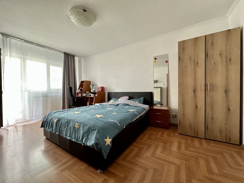 Gorjului, apartament 3 camere 69,5 mp, 2 bai, 2 balcoane, bloc 1979
